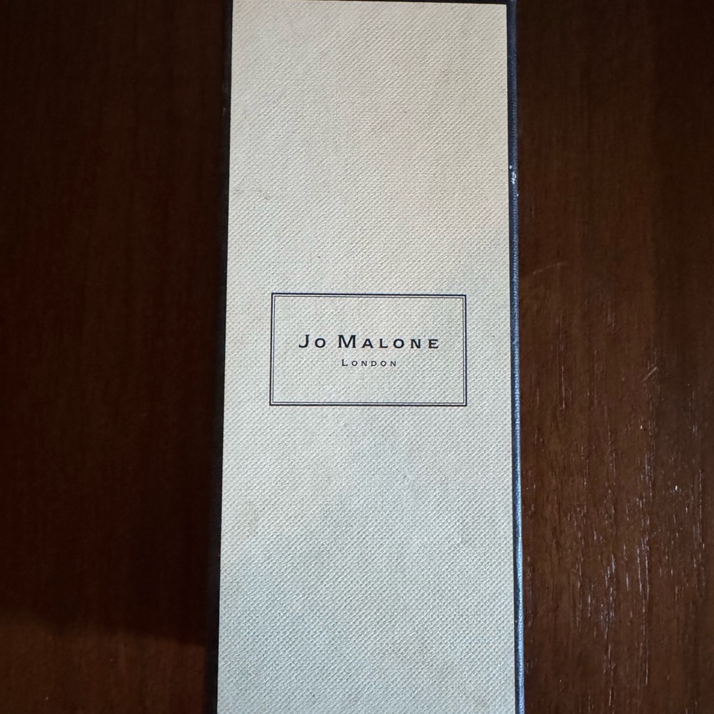 Jo Malone London - Wood Sage and Sea Salt - Picture 3 of 6
